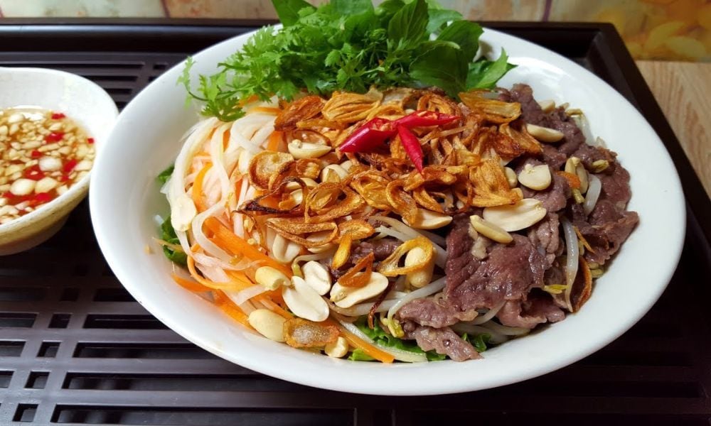 Hướng dẫn nấu bún bò khô thơm ngon, lạ miệng hấp dẫn tại nhà