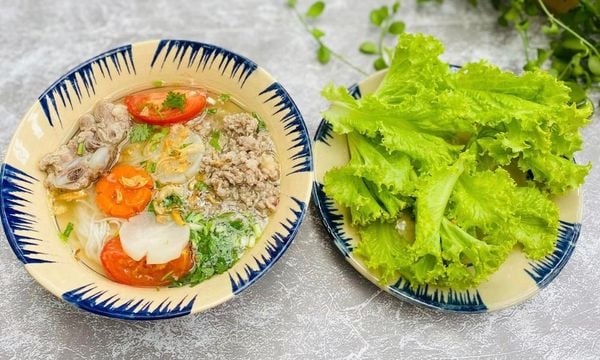 Cách làm bún thịt băm cà chua thơm ngon cho bữa sáng