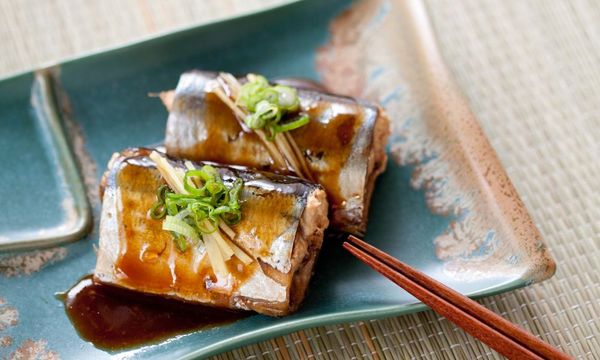 Cách làm cá trích kho thịt ba chỉ đậm đà, mềm xương