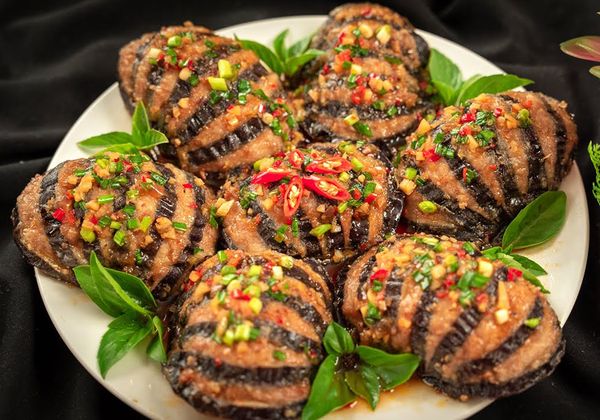 Cách làm cà tím nhồi thịt chiên vàng, sốt mặn ngọt ăn cực cuốn