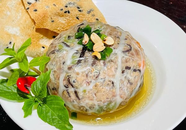 Cách làm chả bò đùm thơm dai đậm vị dễ thực hiện tại nhà