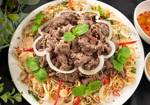 Hướng dẫn cách gỏi bắp bò hoa chuối chống ngán ngày hè