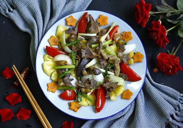 Tổng hợp 21 cách lòng gà xào hấp dẫn, dễ chế biến