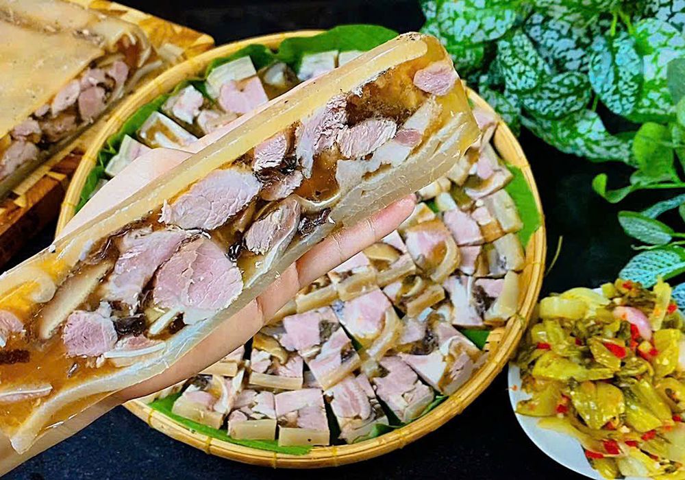 Cách làm thịt đông má đào trong veo đẹp mắt ngày Tết
