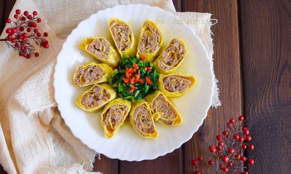 Cách làm trứng cuộn thịt đẹp mắt, ngon miệng dễ làm