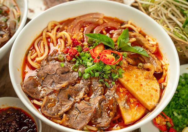 10 Cách nấu bún bò đơn giản tại nhà, nước dùng trong ngọt