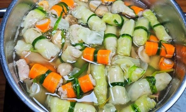 2 Cách nấu canh bắp cải cuộn thịt băm thanh nhẹ, dễ làm