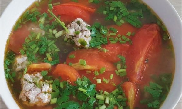 Hướng dẫn nấu canh cà chua thịt băm cực kỳ hao cơm