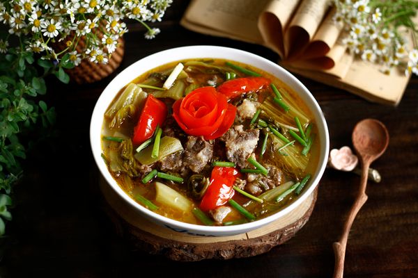 Hướng dẫn nấu canh dưa bò chua thơm ngon đúng điệu
