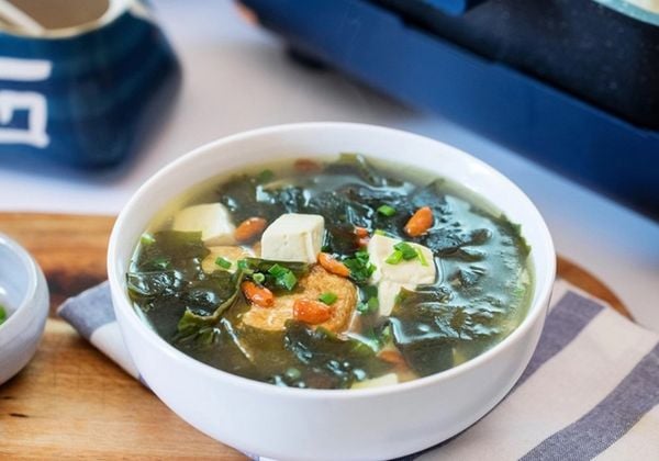 Cách nấu canh rong biển thịt bò thanh đạm đơn giản tại nhà