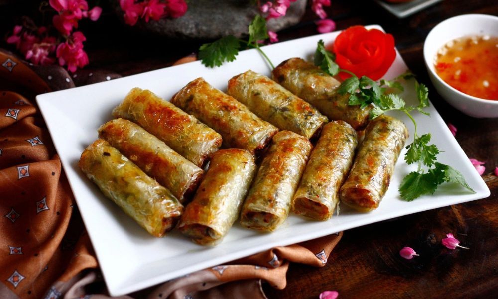 Cách làm chả giò thịt heo khoai lang tím giòn rụm, lạ miệng