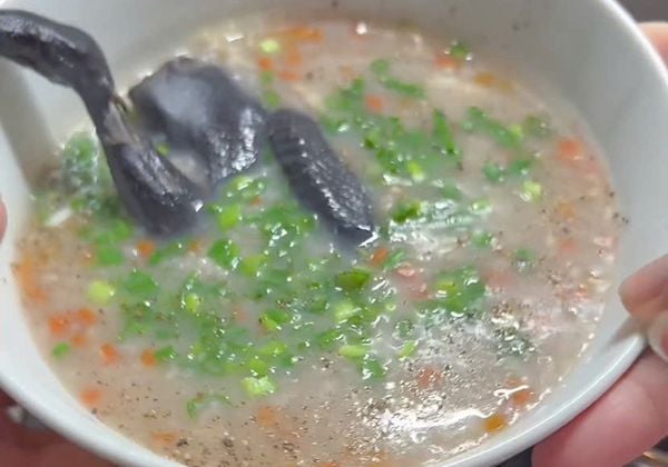 Cách nấu cháo gà đậu đen bổ dưỡng, cung cấp năng lượng dồi dào