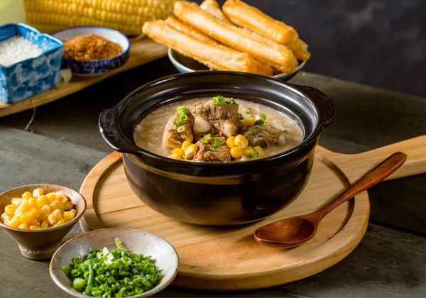 Hướng dẫn nấu cháo sườn ngô bùi béo thích hợp ăn sáng