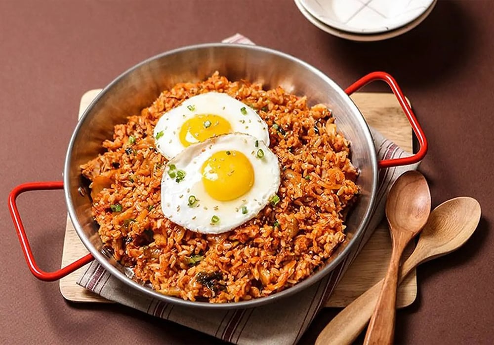 Cách làm cơm rang kim chi thịt bò cay nhẹ, ngon khó cưỡng