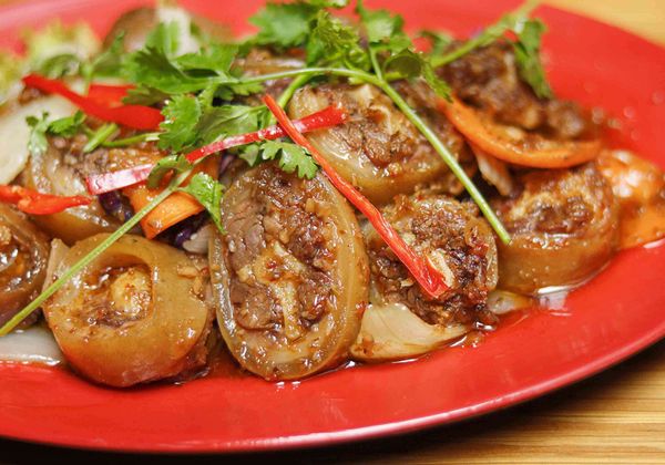 Cách làm đuôi bò hầm sa tế cay nồng ngon khó cưỡng