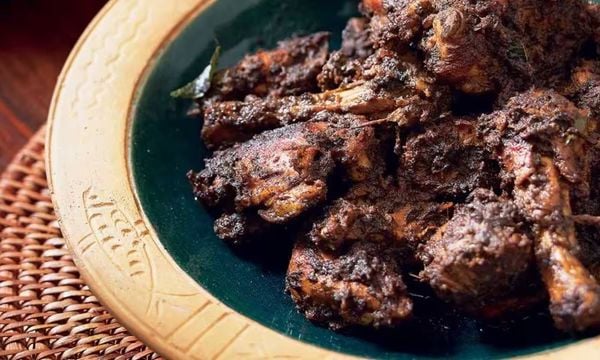 2 cách làm gà chiên sốt tiêu đen thơm ngon, đậm đà dễ làm