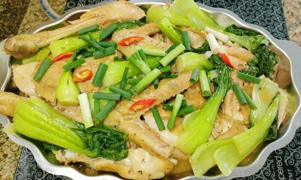 2 Cách làm gà hấp cải thìa, hấp tỏi thơm nức mũi, ngon ngọt