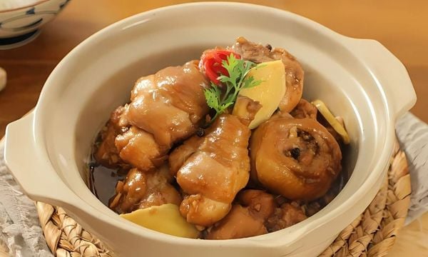 2 Cách làm gà kho gừng kích thích vị giác ngon như mẹ nấu