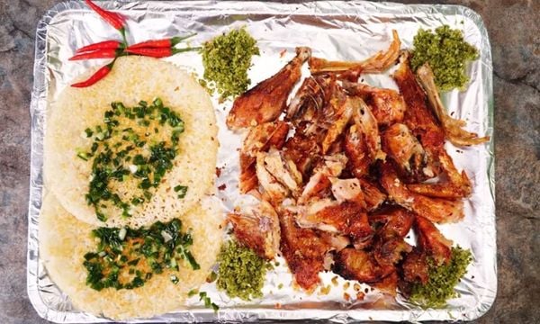 Cách làm gà nướng muối sả lạ miệng, thơm ngon ăn là ghiền