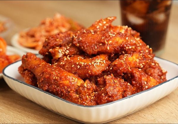 Cách làm gà rán sốt cay bùng vị, chinh phục tín đồ ăn cay