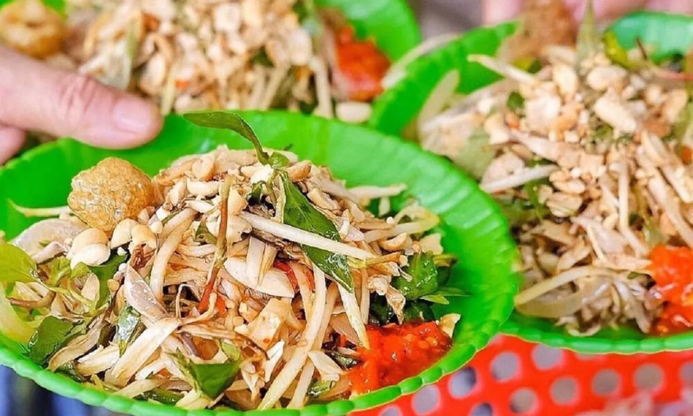 2 Cách làm gỏi mít non tai heo thịt ba chỉ giòn ngon