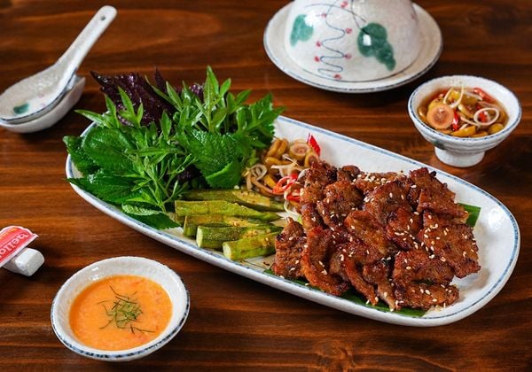 Tự làm gù bò nướng than thơm mềm, chín tới không bị khô cứng