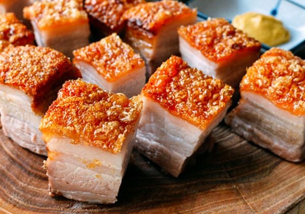 Heo quay nấu món gì ngon? Gợi ý 10+ món ngon từ heo quay