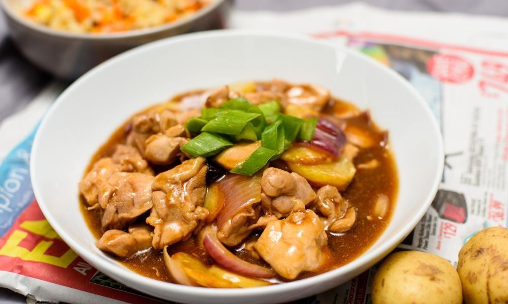 2 Cách làm khoai tây xào lòng gà và ức gà thơm ngon