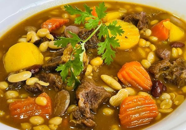 Hướng dẫn làm lagu bò nấu đậu ăn kèm bánh mì siêu ngon