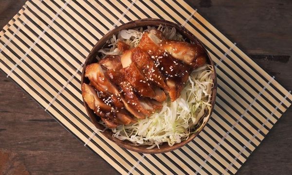 Hướng dẫn làm cơm gà sốt teriyaki kiểu Nhật chuẩn vị