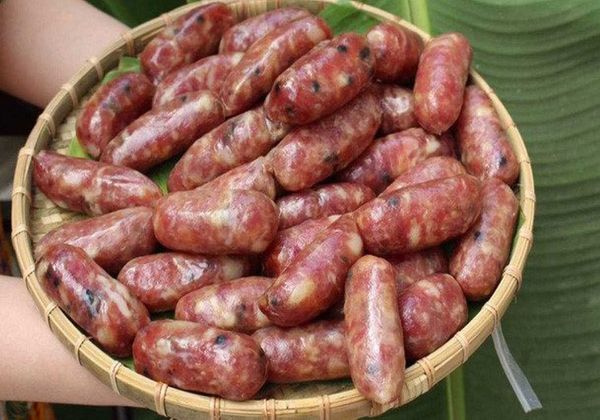 Tự làm lạp xưởng bò tại nhà thơm ngon chuẩn vị ngày Tết