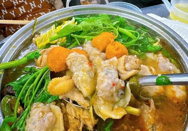 Cách nấu lẩu gà măng cay đậm vị, ăn vào là thích mê