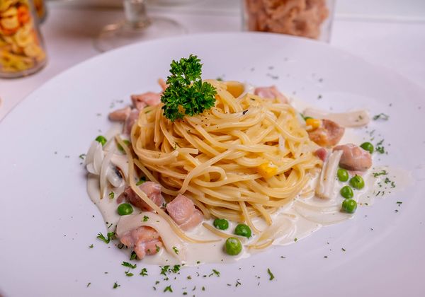 Cách làm mì Ý spaghetti gà sốt chuẩn vị bếp trưởng