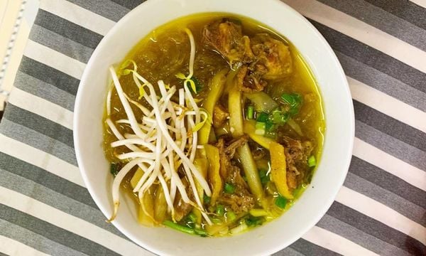 Cách nấu miến gà măng tươi thơm ngon, dễ làm cho bữa sáng