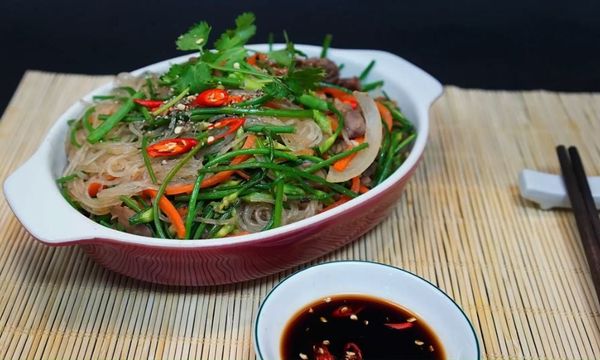 Cách làm miến xào lòng gà đơn giản, hấp dẫn tại nhà