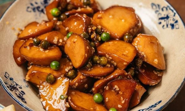 Hướng dẫn làm nấm đùi gà kho xì dầu thơm ngon, đậm đà