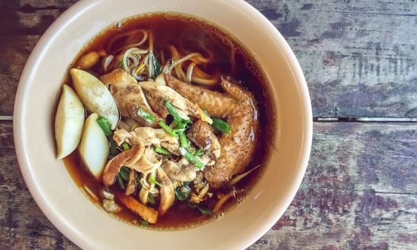 2 Cách nấu mì gà tần và mì gà tiềm bổ dưỡng, dễ làm