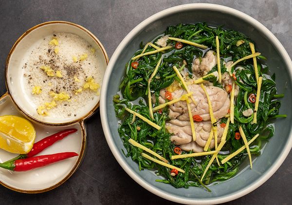 Cách làm óc bò hấp ngải cứu thích hợp cho người suy nhược