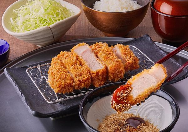 Hướng dẫn làm sườn cốt lết chiên xù giòn rụm hấp dẫn