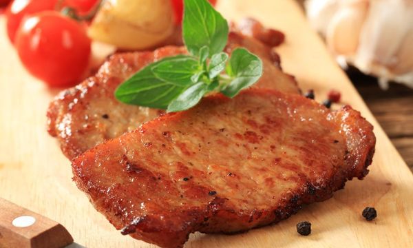 Hướng dẫn ướp sườn cốt lết nướng mật ong vàng óng, thơm lừng