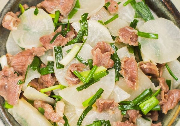 Bí quyết làm thịt bò xào củ cải trắng ngọt mềm đưa cơm