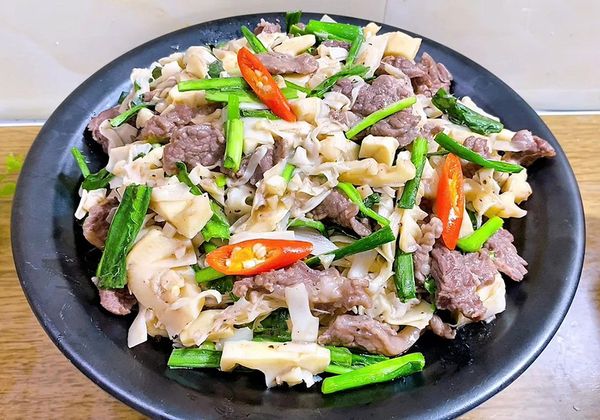 Cách làm thịt bò xào măng tươi thơm ngon hấp dẫn