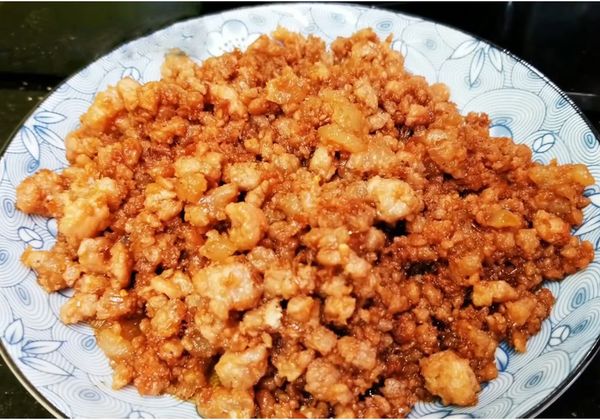 Cách làm thịt chưng mắm tôm đưa cơm ngày se lạnh