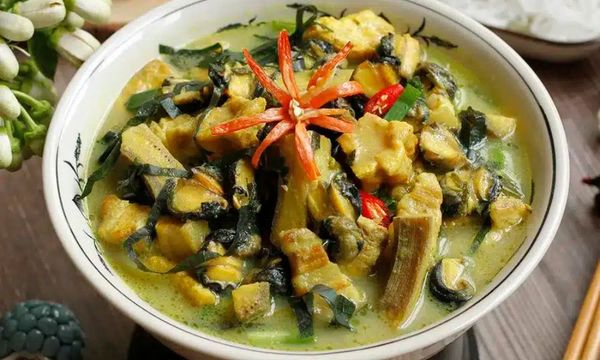 Hướng dẫn nấu thịt om chuối xanh ngon tròn vị, đưa cơm