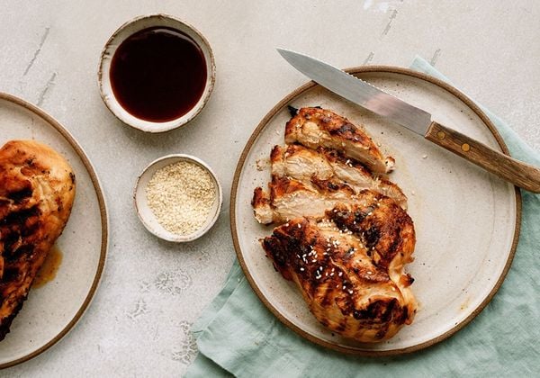 Hướng dẫn làm ức gà nướng sốt Teriyaki đậm đà chuẩn vị