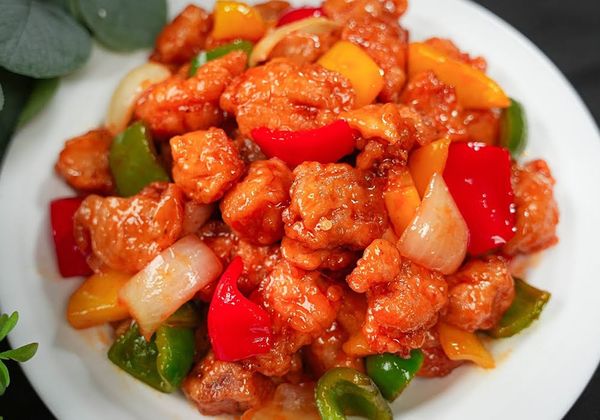 Cách làm ức gà xào chua ngọt đậm đà đưa cơm ngày mưa