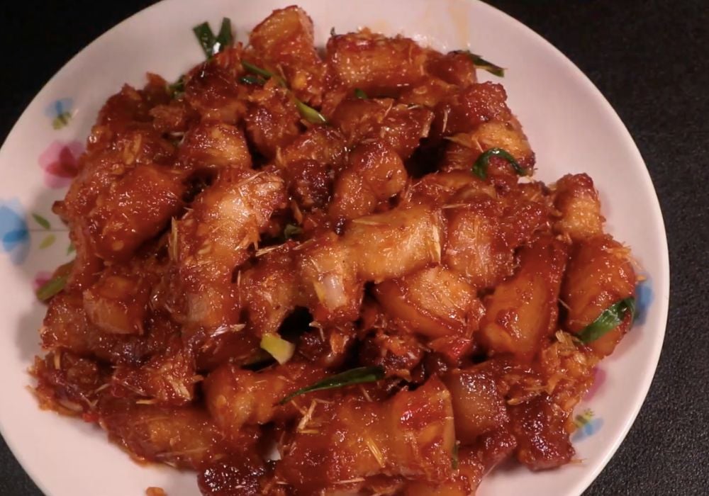 Thịt lợn rang sả ớt
