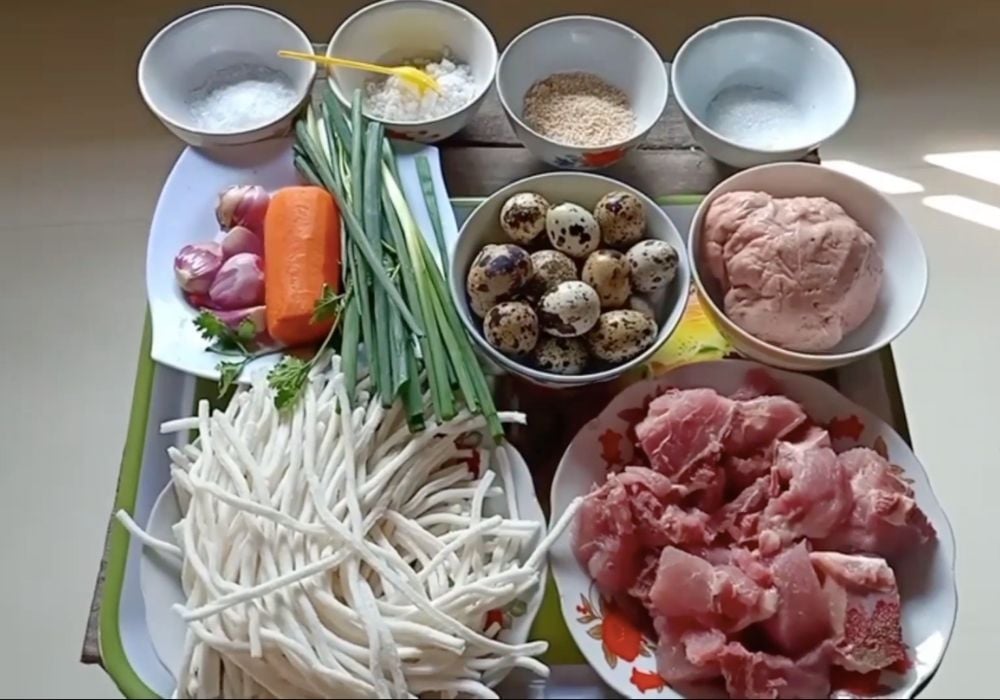 Nguyên liệu làm bánh canh thịt heo