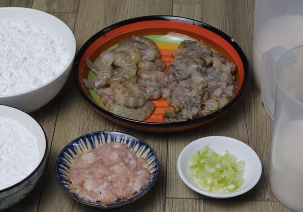 Nguyên liệu làm bánh canh tôm thịt nước cốt dừa