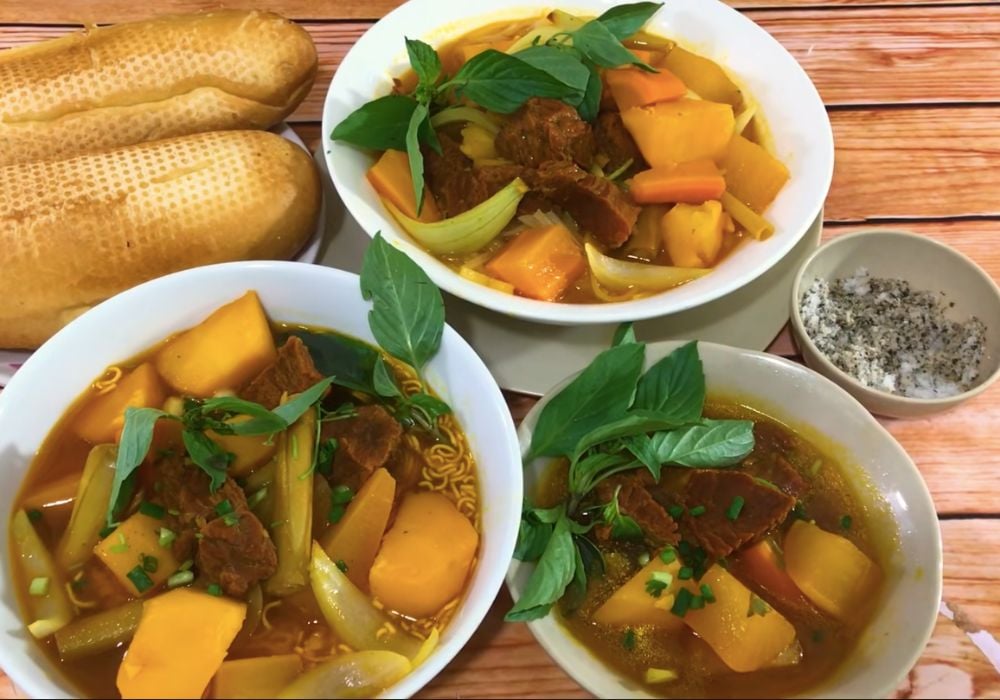 Để làm món bò kho khoai tây ngon, bước chọn nguyên liệu rất quan trọng